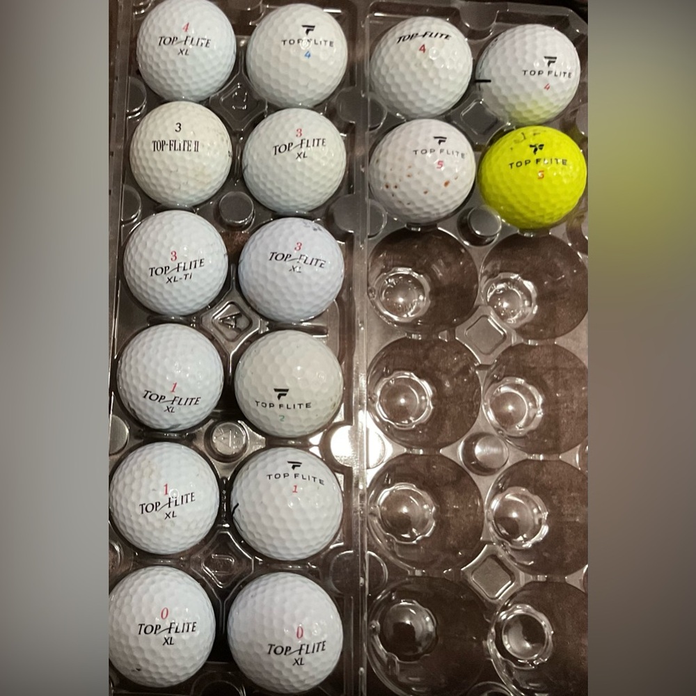 Top Elite recycled golf balls. Set of 16